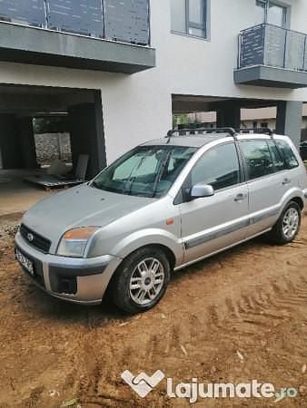 Utilizat 2007 Ford Fusion | 9.800 EUR - Imagine 1/4