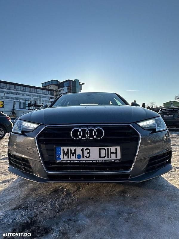 Culoaregri Utilizat 2019 Audi A4 Sport Berlinǎ | 19.900 EUR (Preț OK) - Imagine 1/4