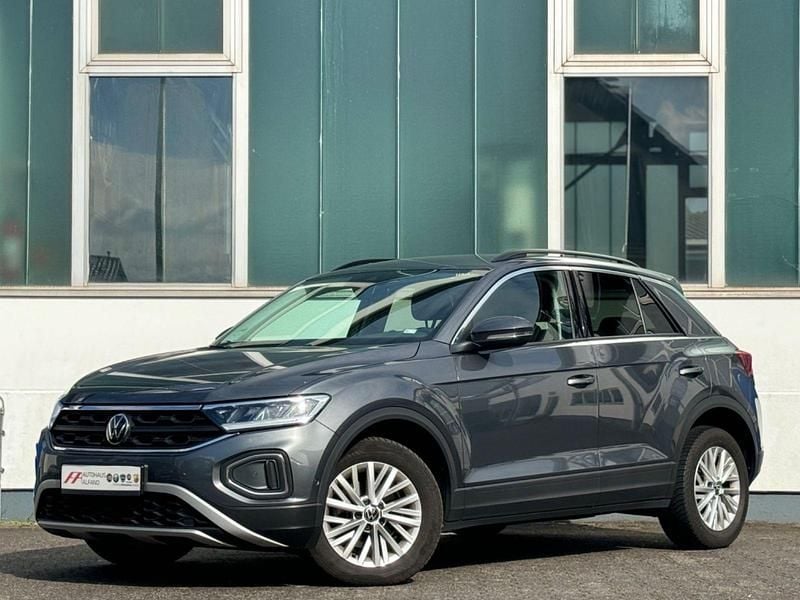 Utilizat 2023 VW T-Roc Life SUV | 21.708 EUR (Scump) - Imagine 1/1