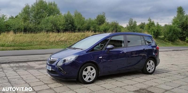Culoarealbastru Utilizat 2013 Opel Zafira Tourer Edition Monovolum | 6.450 EUR (Preț OK) - Imagine 1/4