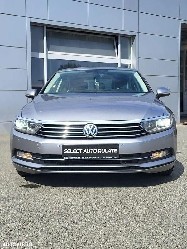 Culoaregri Utilizat 2019 VW Passat Comfortline Break | 17.900 EUR (Preț OK) - Imagine 1/4