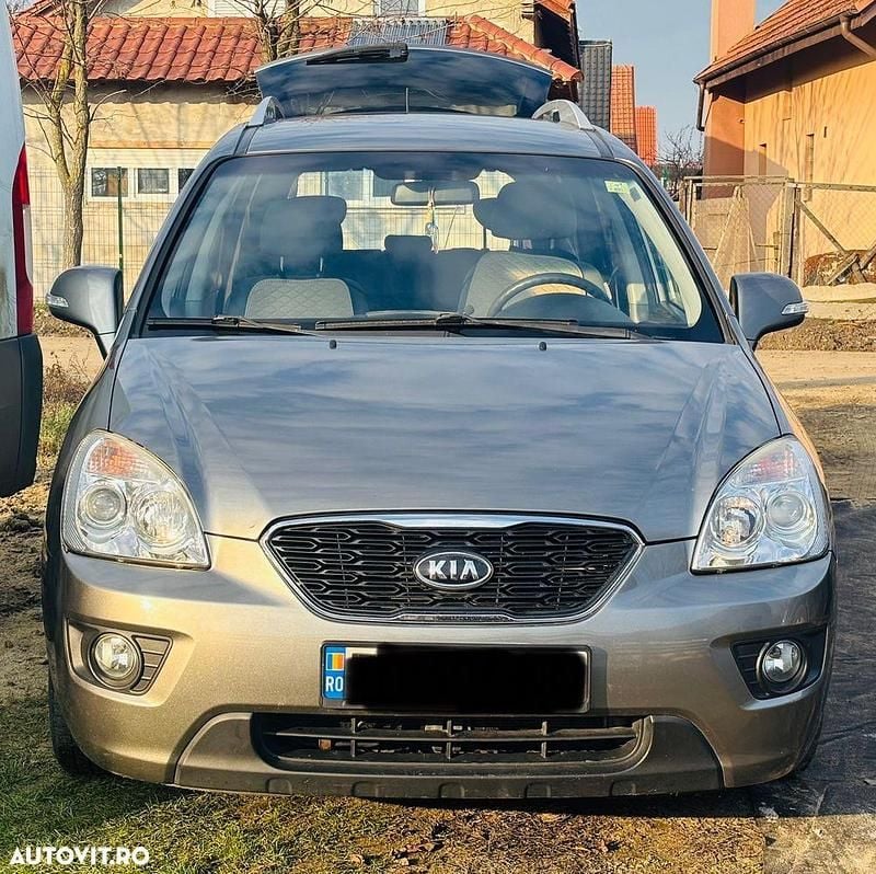 Culoaregri Utilizat 2011 Kia Carens Classic Monovolum | 5.500 EUR - Imagine 1/4
