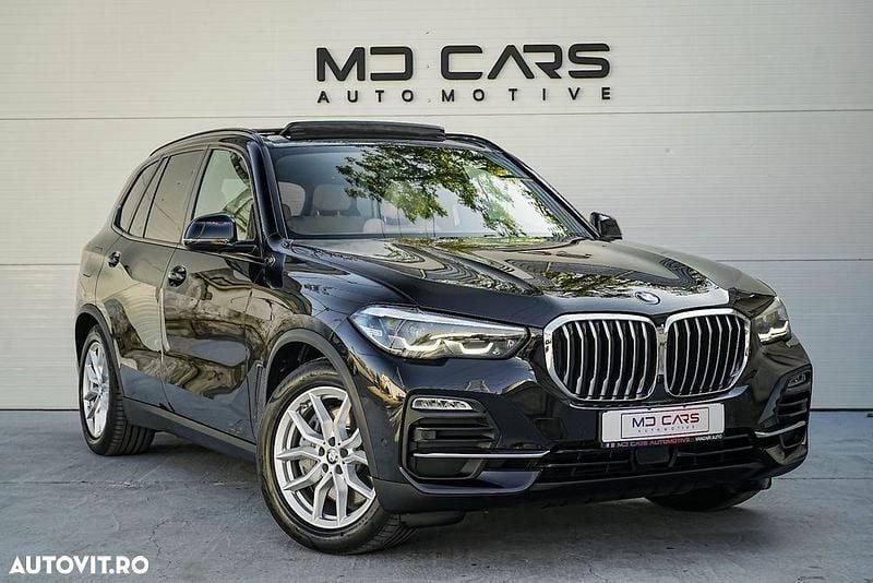 Culoarenegru Utilizat 2020 BMW X5 Sport Line SUV | 41.989 EUR - Imagine 1/4