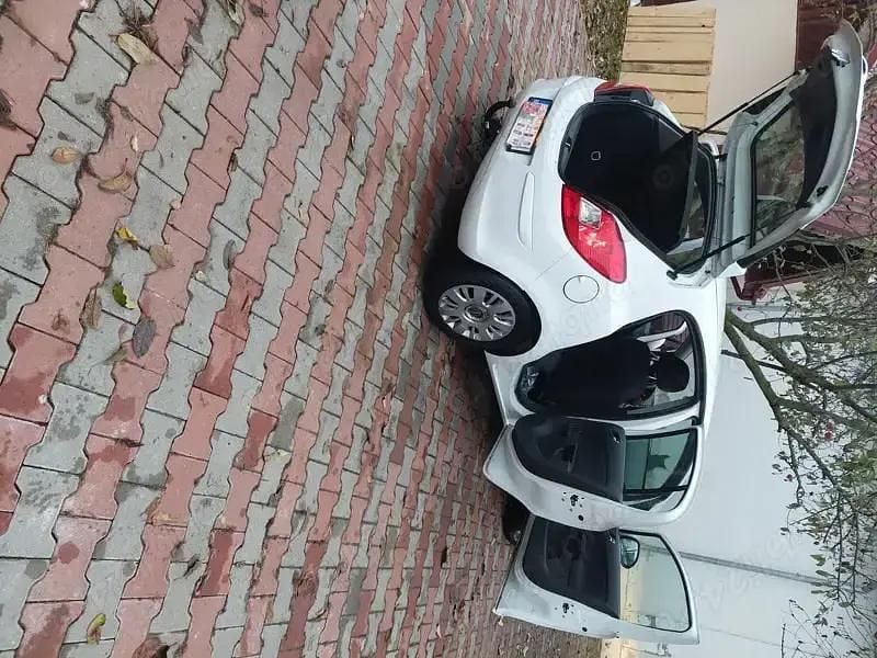 Second-hand Opel Corsa 2015 Berlinǎ