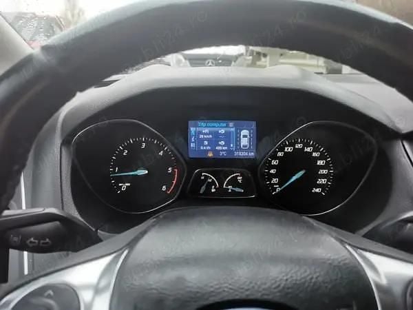 Negru Utilizat 2012 Ford Focus Titanium Break | 3.750 EUR (Preț OK) - Imagine 1/4