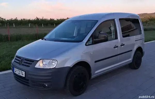 Utilizat 2010 VW Caddy Monovolum | 5.600 EUR (Preț OK) - Imagine 1/4