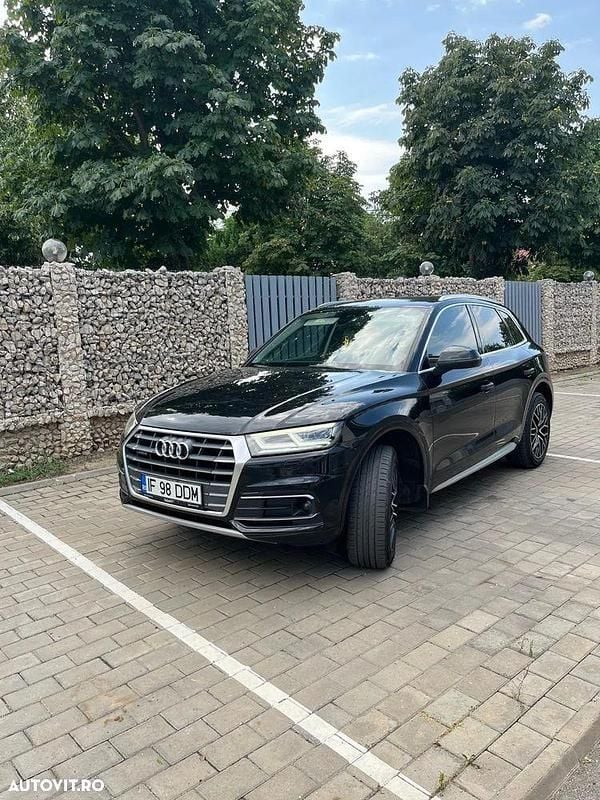 Culoarenegru Utilizat 2019 Audi Q5 Sport SUV | 26.900 EUR (Preț OK) - Imagine 1/4