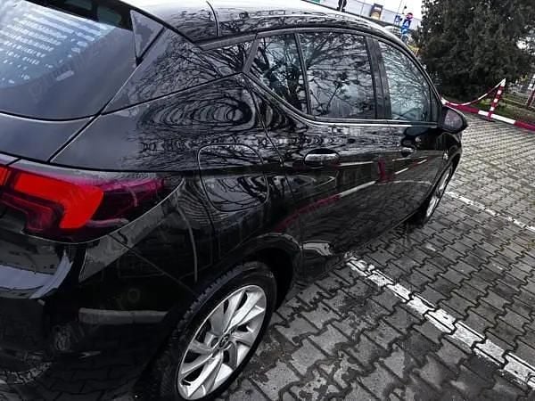 Second-hand Opel Astra 130 CP (95 kW) 2020 Negru Hatchback
