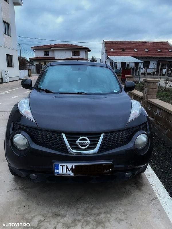 Second-hand Nissan Juke 117 CP (86 kW) 2011 Culoaremaro SUV