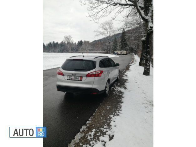 Second-hand Ford Focus 116 CP (85 kW) 2011 Argintiu Break