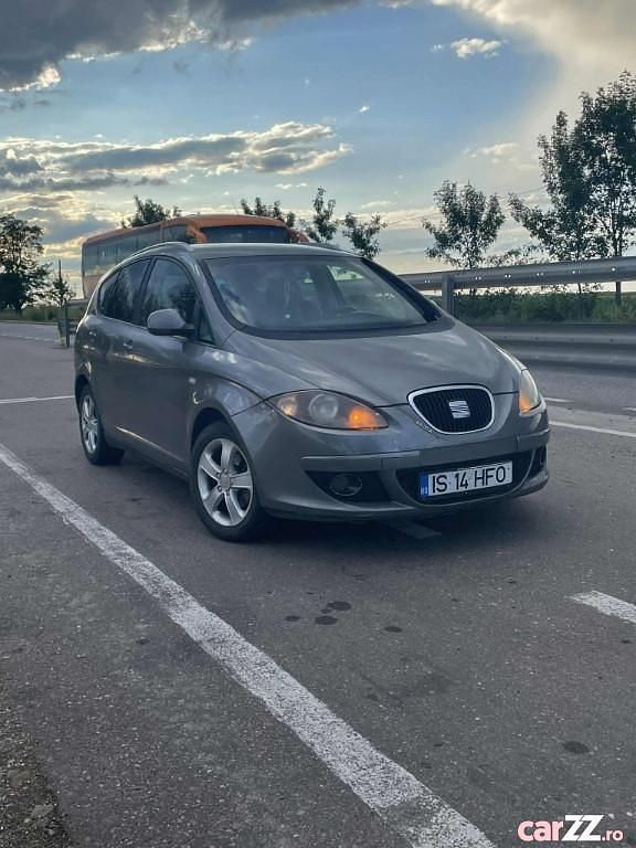 Utilizat 2009 Seat Altea XL Monovolum | 2.999 EUR - Imagine 1/3