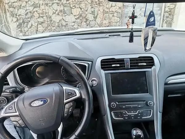 Second-hand Ford Mondeo 150 CP (110 kW) 2015 Alb Berlinǎ