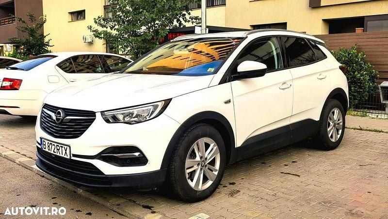 Culoarealb Utilizat 2020 Opel Grandland X SUV | 11.979 EUR (Preț OK) - Imagine 1/4