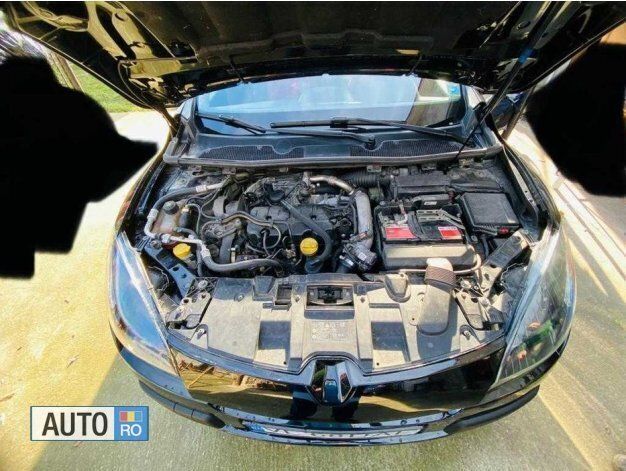 Second-hand Renault Mégane III 130 CP (95 kW) 2011 Negru Hatchback