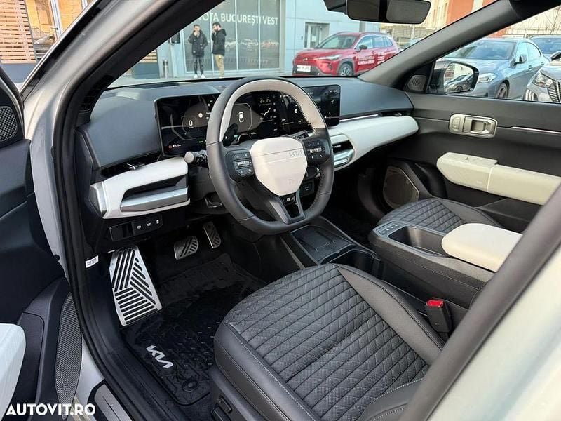 Nouă Kia EV4 GT-Line 150 kW (204 CP) 2025 Culoareargint Hatchback