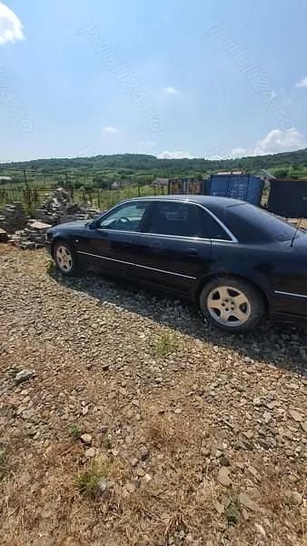 Second-hand Audi A8 224 CP (164 kW) 2001 Berlinǎ