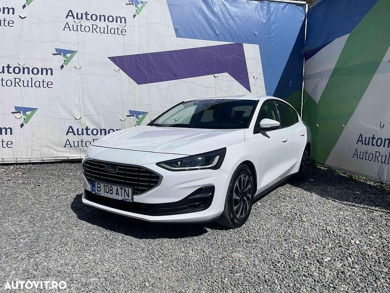 Culoarealb Utilizat 2022 Ford Focus Berlinǎ | 13.450 EUR (Puțin scump) - Imagine 1/4