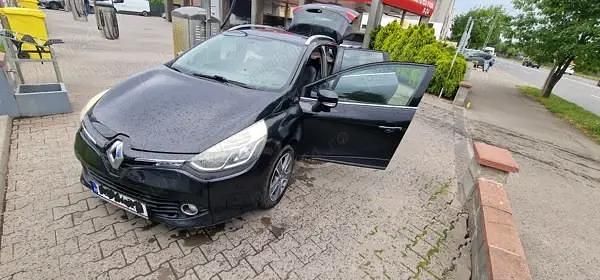 Negru Utilizat 2015 Renault Clio GrandTour Break | 4.250 EUR (Preț OK) - Imagine 1/4