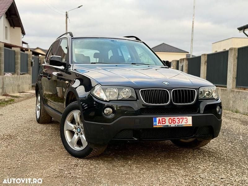 Culoarenegru Utilizat 2009 BMW X3 SUV | 4.999 EUR (Preț bun) - Imagine 1/4