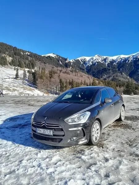 Utilizat 2014 Citroën DS5 Hatchback | 7.500 EUR (Preț bun) - Imagine 1/3