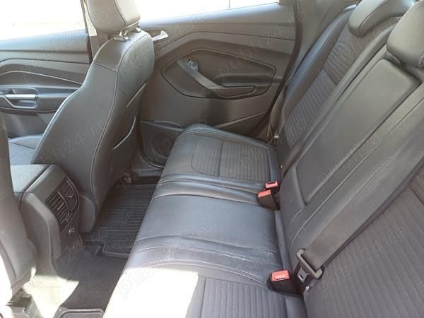 Second-hand Ford Kuga 182 CP (133 kW) 2018 Albastru SUV