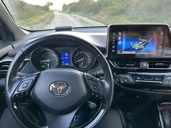 Second-hand Toyota C-HR 120 CP (88 kW) 2019 SUV