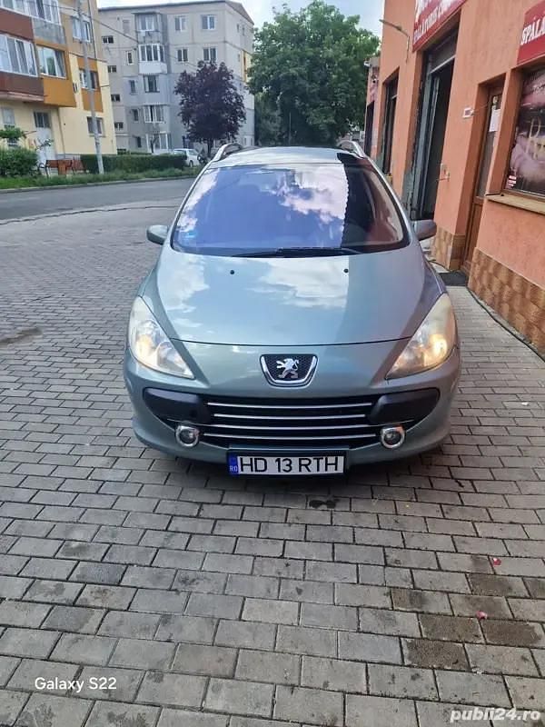 Verde Utilizat 2007 Peugeot 307 Break | 1.600 EUR - Imagine 1/4