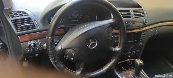 Utilizat 2004 Mercedes 220 Berlinǎ | 3.500 EUR - Imagine 1/4