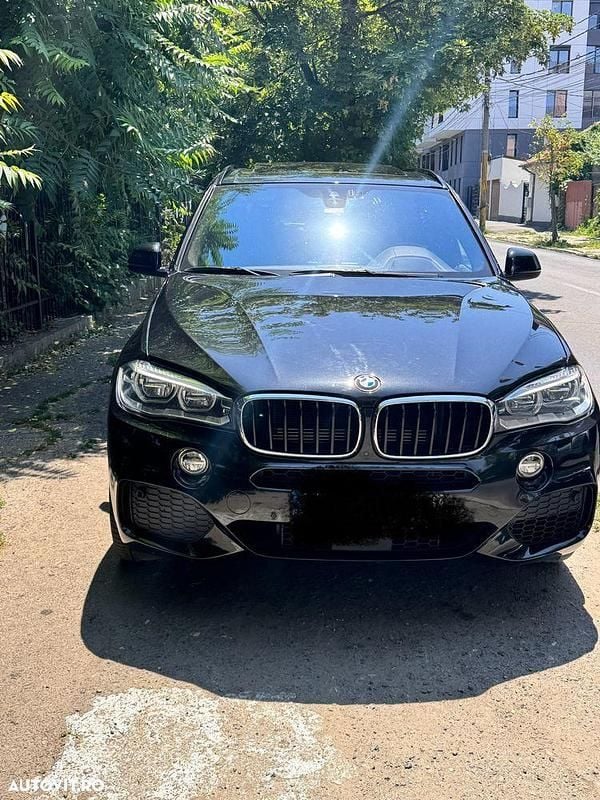 Culoarenegru Utilizat 2018 BMW X5 Comfort Edition SUV | 31.500 EUR (Preț OK) - Imagine 1/4