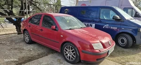 Second-hand VW Bora 77 CP (56 kW) 2002 Rosu Berlinǎ