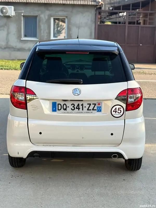 Utilizat 2015 Microcar M.Go Hatchback | 6.550 EUR - Imagine 1/4