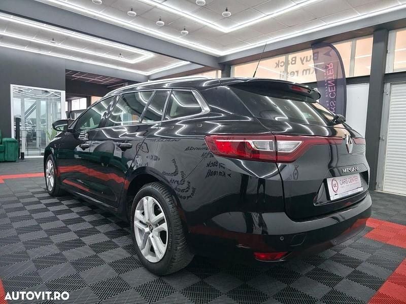 Second-hand Renault Mégane GrandTour 110 CP (80 kW) 2018 Culoarenegru Break