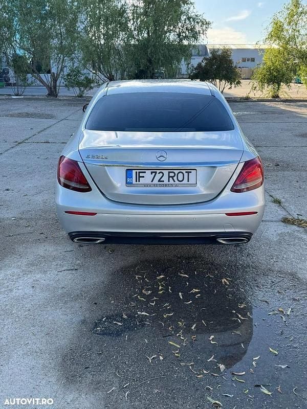 Second-hand Mercedes E220 194 CP (142 kW) 2016 Culoaregri Berlinǎ