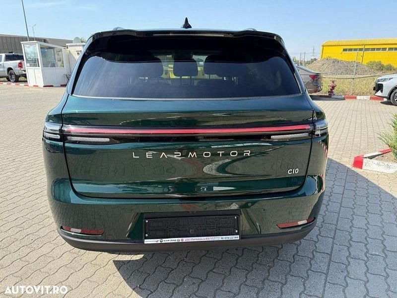 Nouă Leapmotor C10 160 kW (218 CP) 2025 Culoareverde SUV