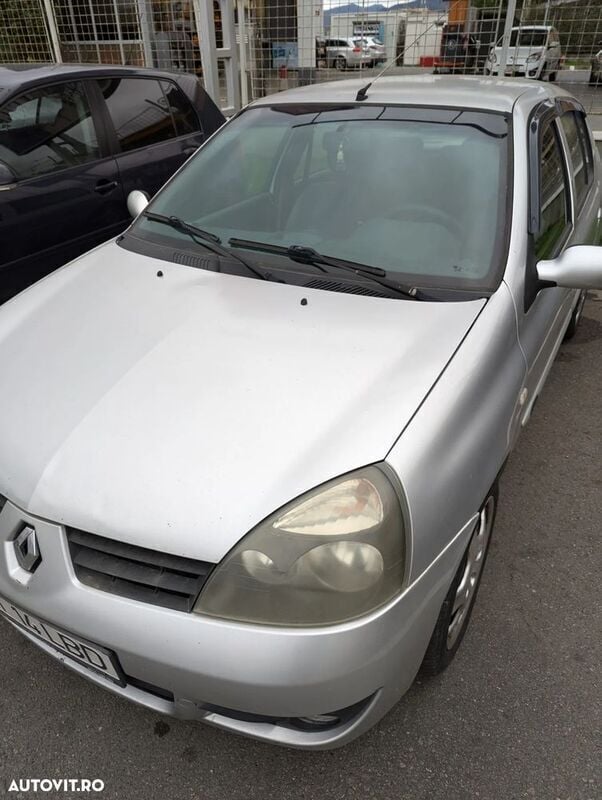 Argint Utilizat 2008 Renault Symbol II Berlinǎ | 1.500 EUR (Preț bun) - Imagine 1/4