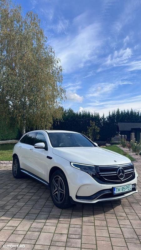 Culoarealb Utilizat 2020 Mercedes EQC400 SUV | 40.000 EUR (Preț OK) - Imagine 1/4