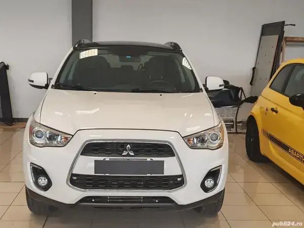 Alb Utilizat 2013 Mitsubishi ASX SUV | 9.000 EUR (Preț OK) - Imagine 1/4