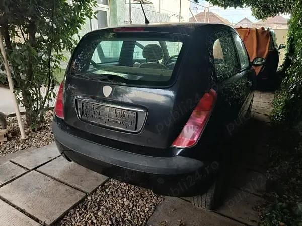 Second-hand Lancia Ypsilon 59 CP (43 kW) 2004 Hatchback