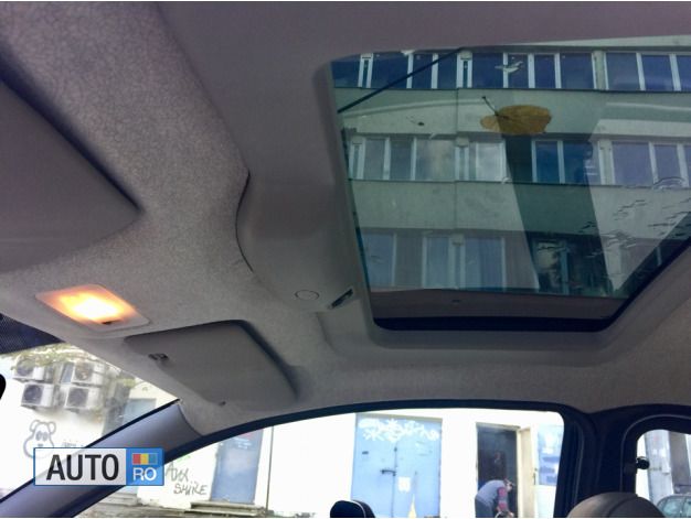 Second-hand Ford Ka 68 CP (50 kW) 2001 Negru Hatchback