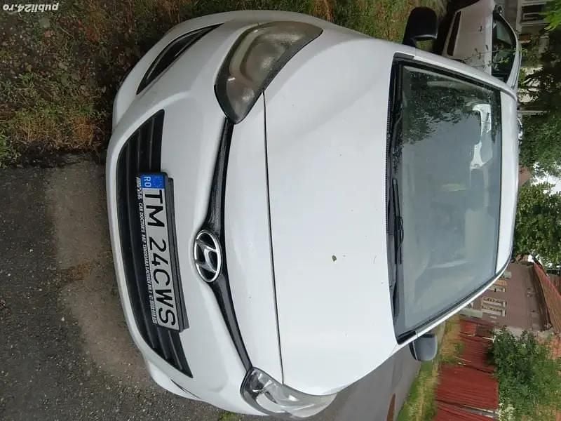 Utilizat 2014 Hyundai i20 Berlinǎ | 3.000 EUR (Super Preț) - Imagine 1/4