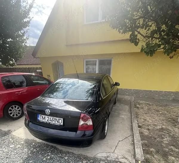 Utilizat 2004 VW Passat Berlinǎ | 1.400 EUR (Preț OK) - Imagine 1/4