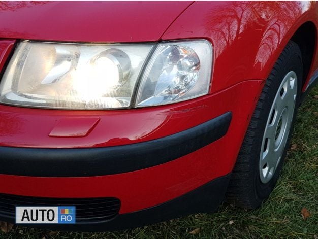 Second-hand VW Passat 101 CP (74 kW) 1998 Rosu