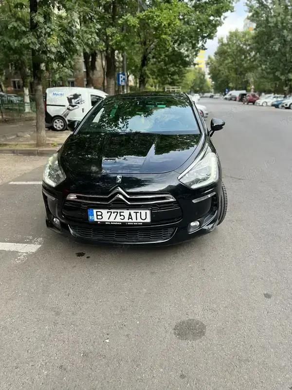 Second-hand Citroën DS5 200 CP (147 kW) 2012 Hatchback