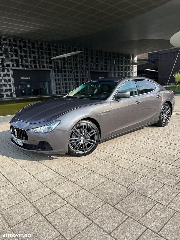 Second-hand Maserati Ghibli 275 CP (202 kW) 2015 Culoaregri Berlinǎ