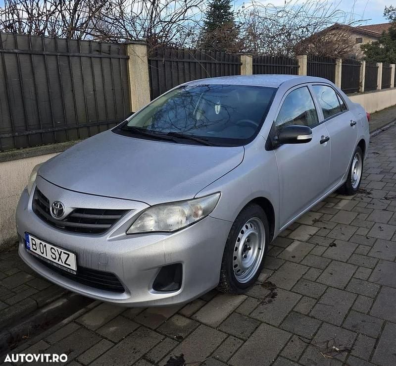 Second-hand Toyota Corolla Luna 132 CP (97 kW) 2011 Culoaregri Berlinǎ