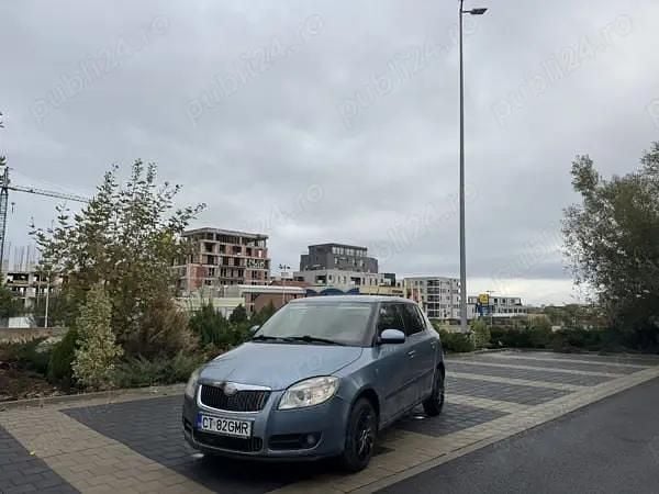 Utilizat 2008 Skoda Fabia Hatchback | 1.950 EUR (Preț OK) - Imagine 1/3