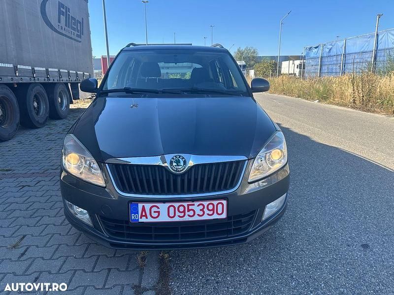 Culoaregri Utilizat 2011 Skoda Fabia GreenLine Hatchback | 2.999 EUR (Preț OK) - Imagine 1/4