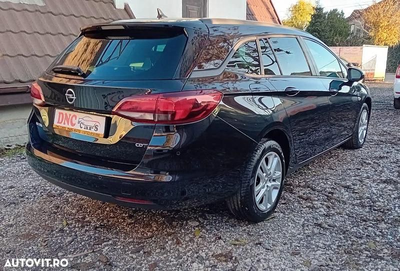 Second-hand Opel Astra Innovation 110 CP (80 kW) 2018 Culoarenegru Break