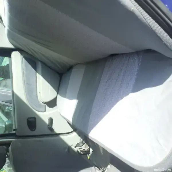 Utilizat 2005 Dacia Logan Berlinǎ | 700 EUR (Super Preț) - Imagine 1/2