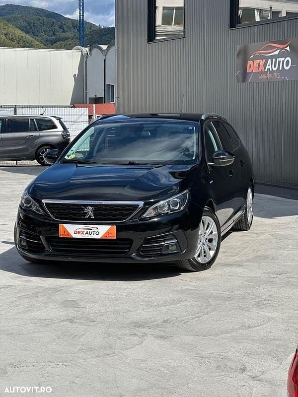 Culoarenegru Utilizat 2018 Peugeot 308 Break | 6.490 EUR (Preț bun) - Imagine 1/4